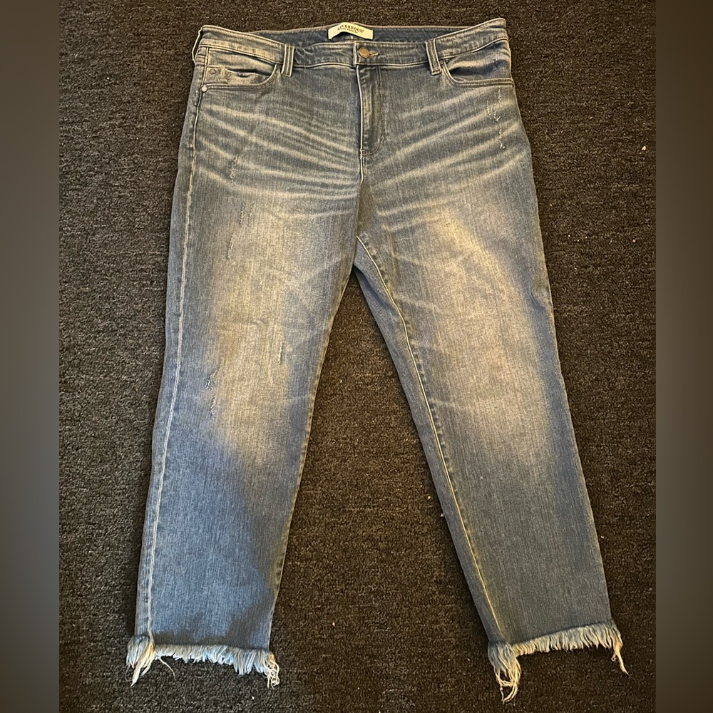 Light Wash Distressed Straight Leg Blue Jeans